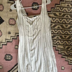 Old Navy Women’s M White Striped Sleeveless Dress